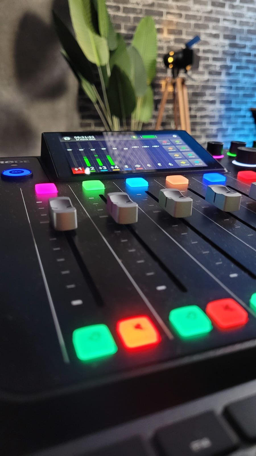 Mesa de mixagem Rode